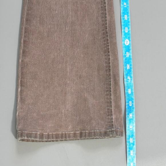 Urban Outfitters BDG Ruched Dip Waist V Flare Jeans Tam - Picture 10 of 10